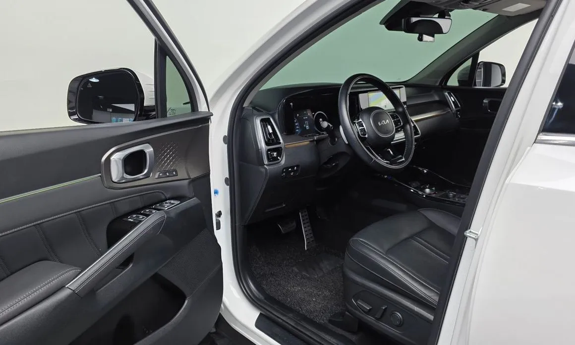 Kia Sorento — фото 8