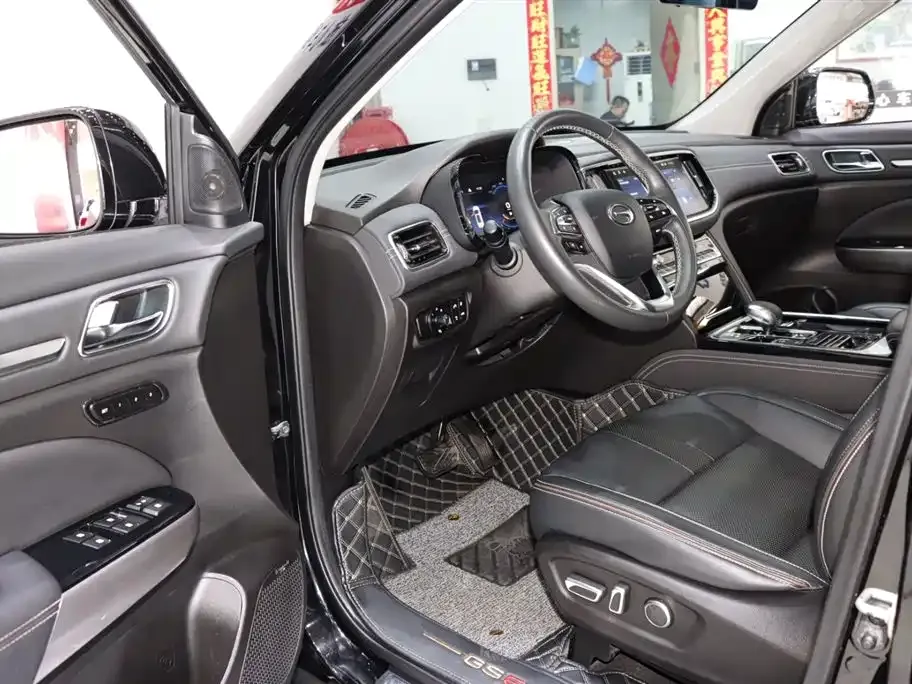 GAC Motor Trumpchi GS8 — фото 8