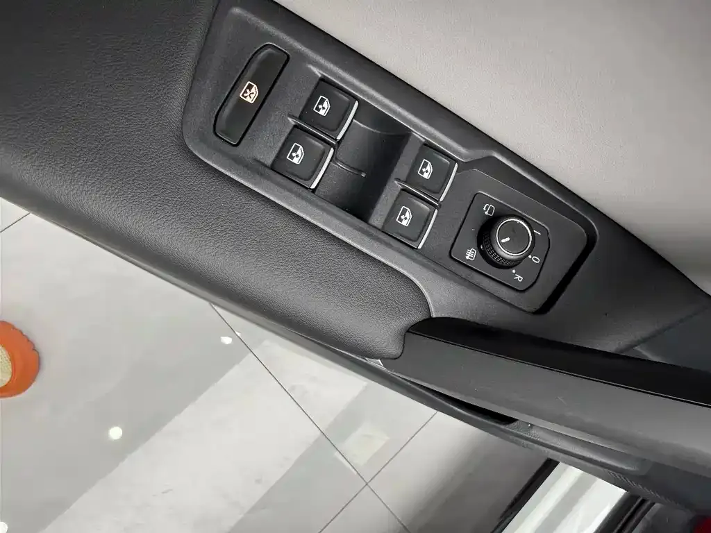 Volkswagen Tayron 2022 из CN, фото 3