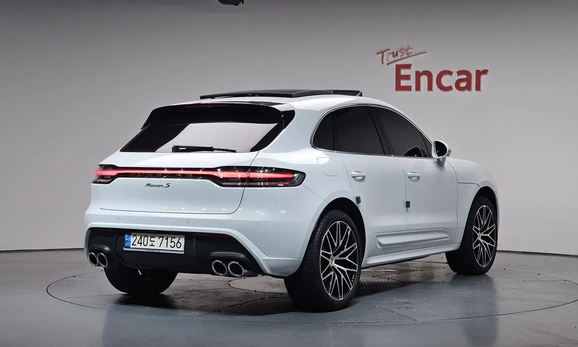 Porsche Macan — фото 6