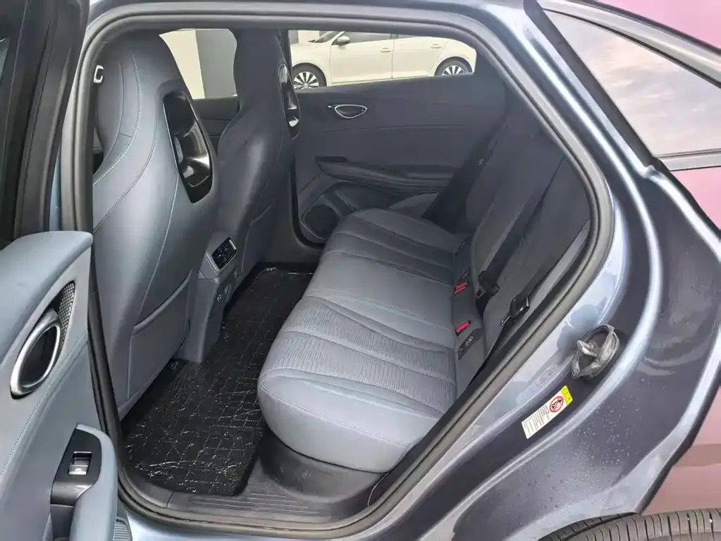 BYD Seal 06GT — фото 2