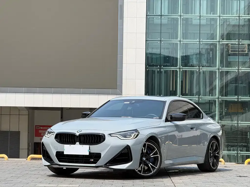BMW M240i — фото 1