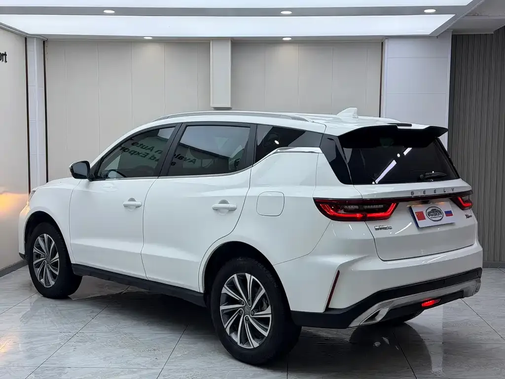 Geely Vision X6 — фото 7
