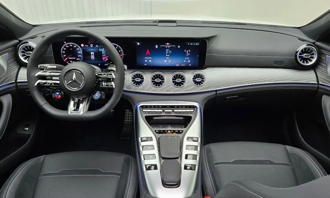 Mercedes-Benz AMG GT — фото 5
