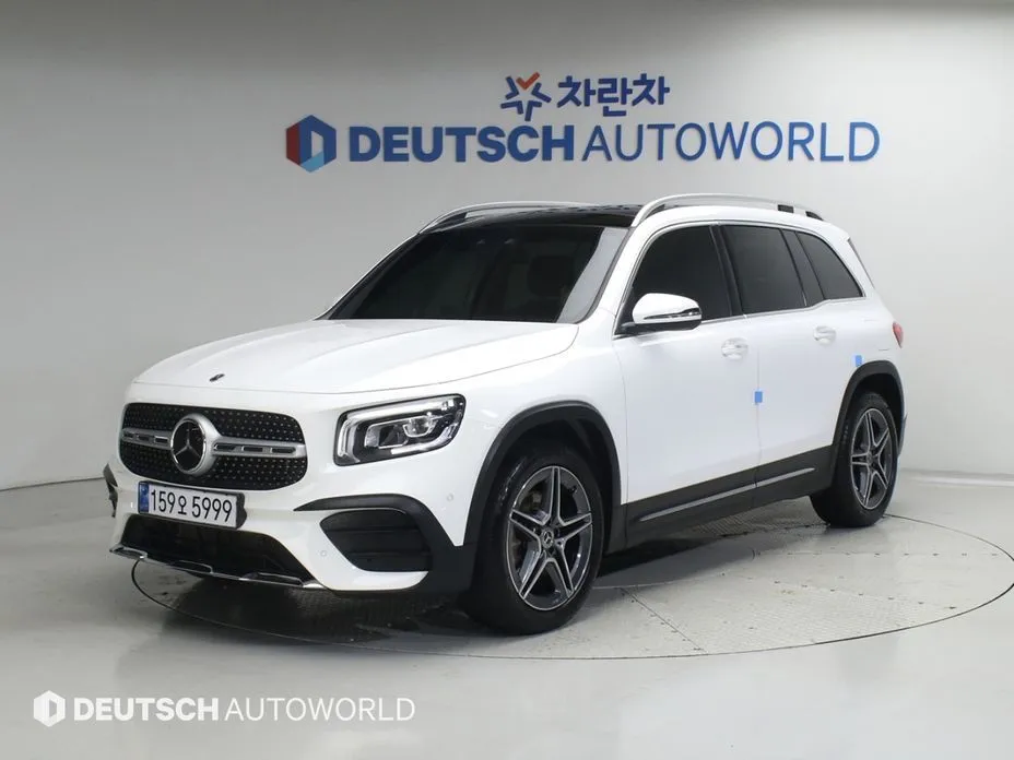 Mercedes-Benz GLB-Class GLB250 4MATIC 1