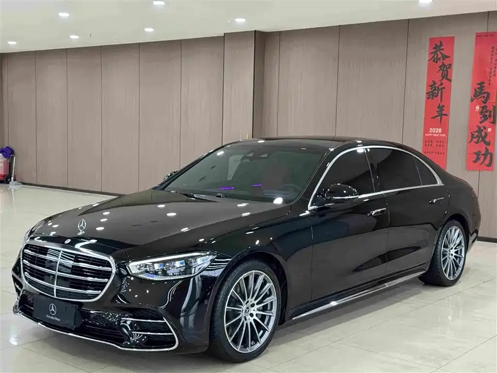 Mercedes-Benz S-Class — фото 1