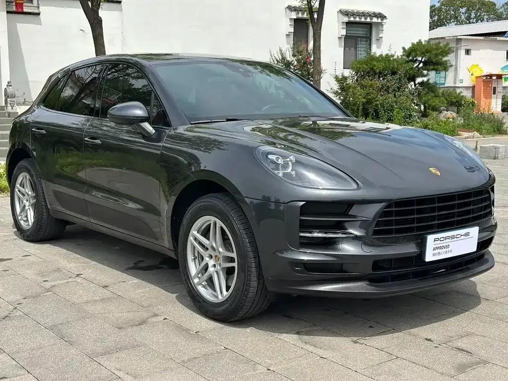 Porsche Macan — фото 9