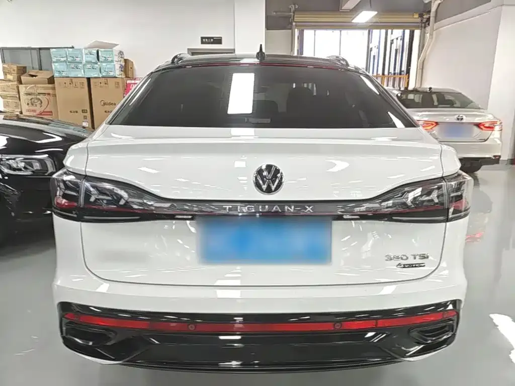 Volkswagen Tiguan X — фото 5
