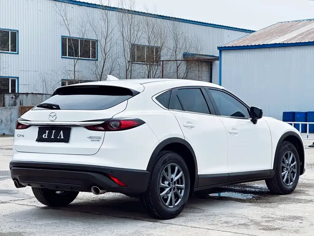 Mazda CX-4 — фото 3