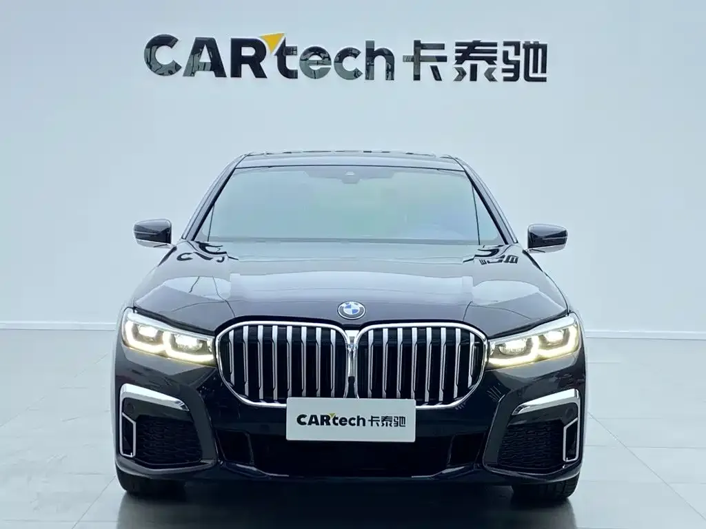BMW 7 Series 2022 из CN, фото 3