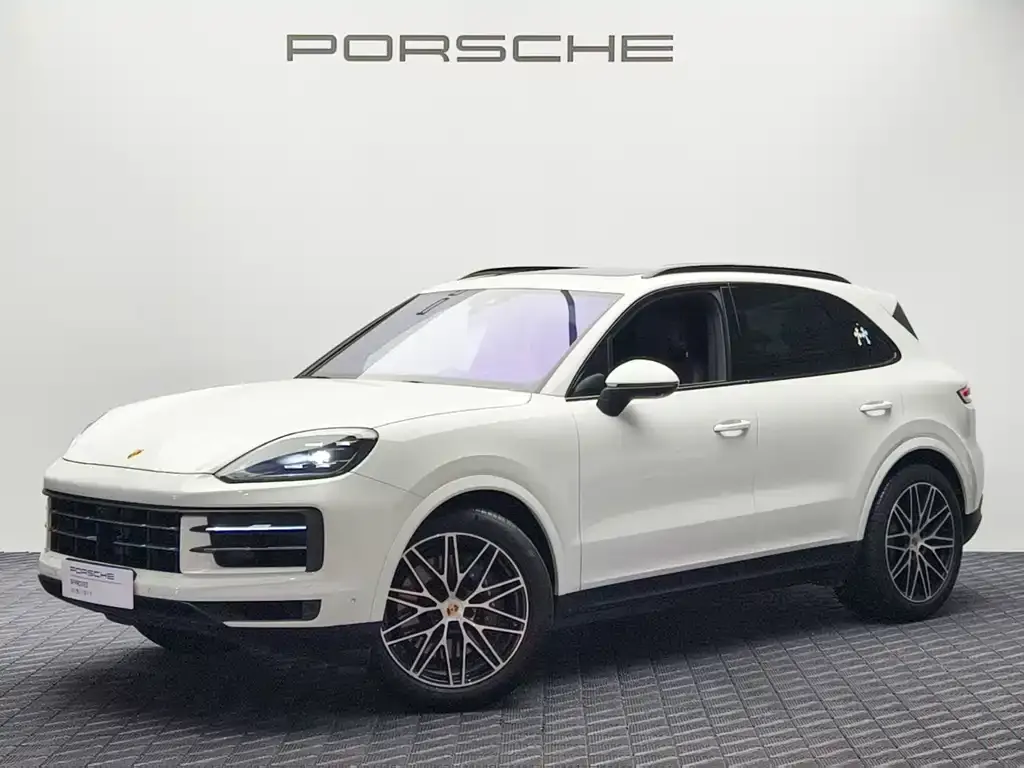 Porsche Cayenne — фото 1