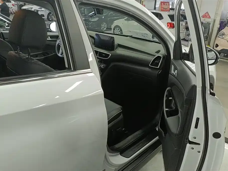Hyundai Tucson — фото 3