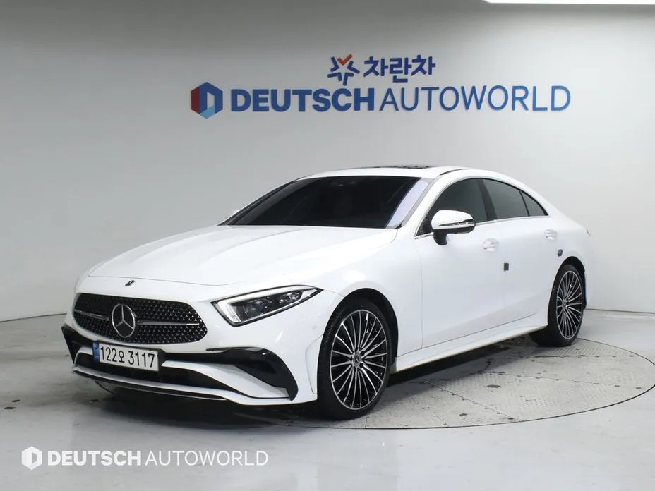 Mercedes-Benz CLS-Class — фото 1