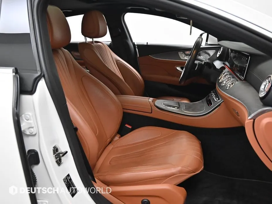 Mercedes-Benz CLS-Class — фото 10