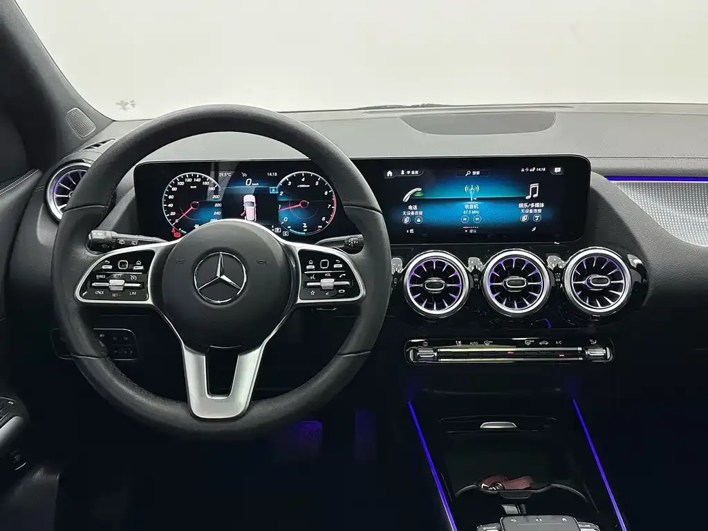Mercedes-Benz GLA — фото 4