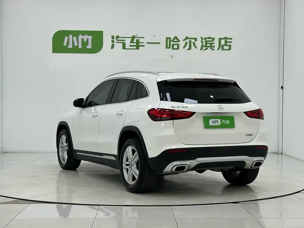 Mercedes-Benz GLA — фото 10