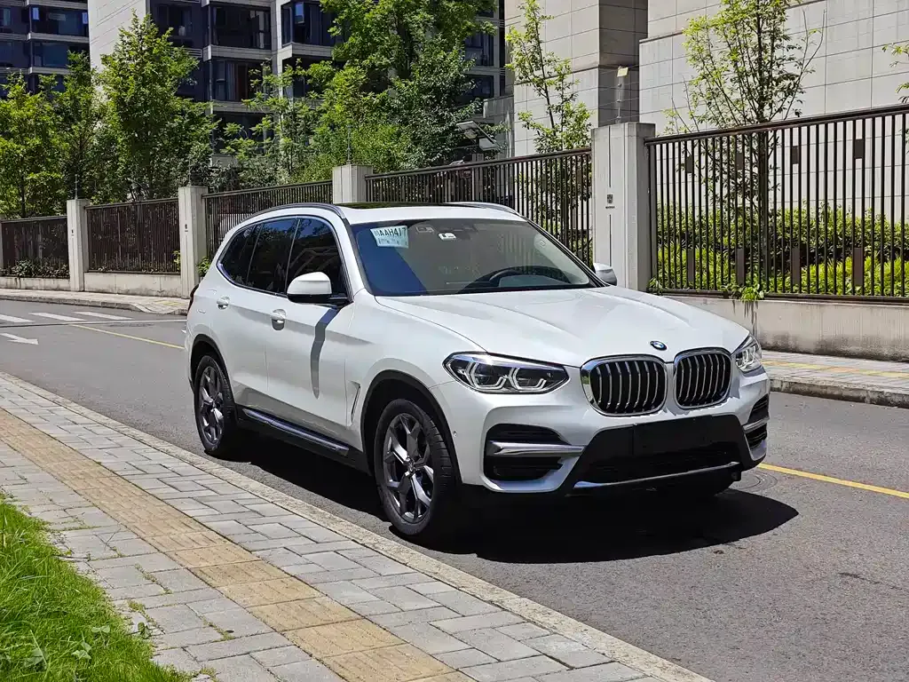 BMW X3 — фото 5