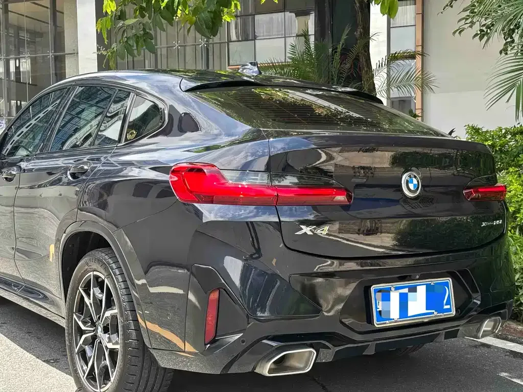 BMW X4 — фото 5