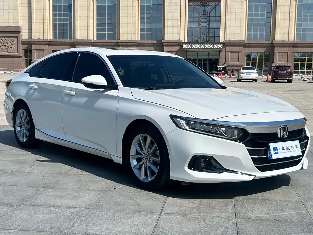 Honda Accord — фото 7