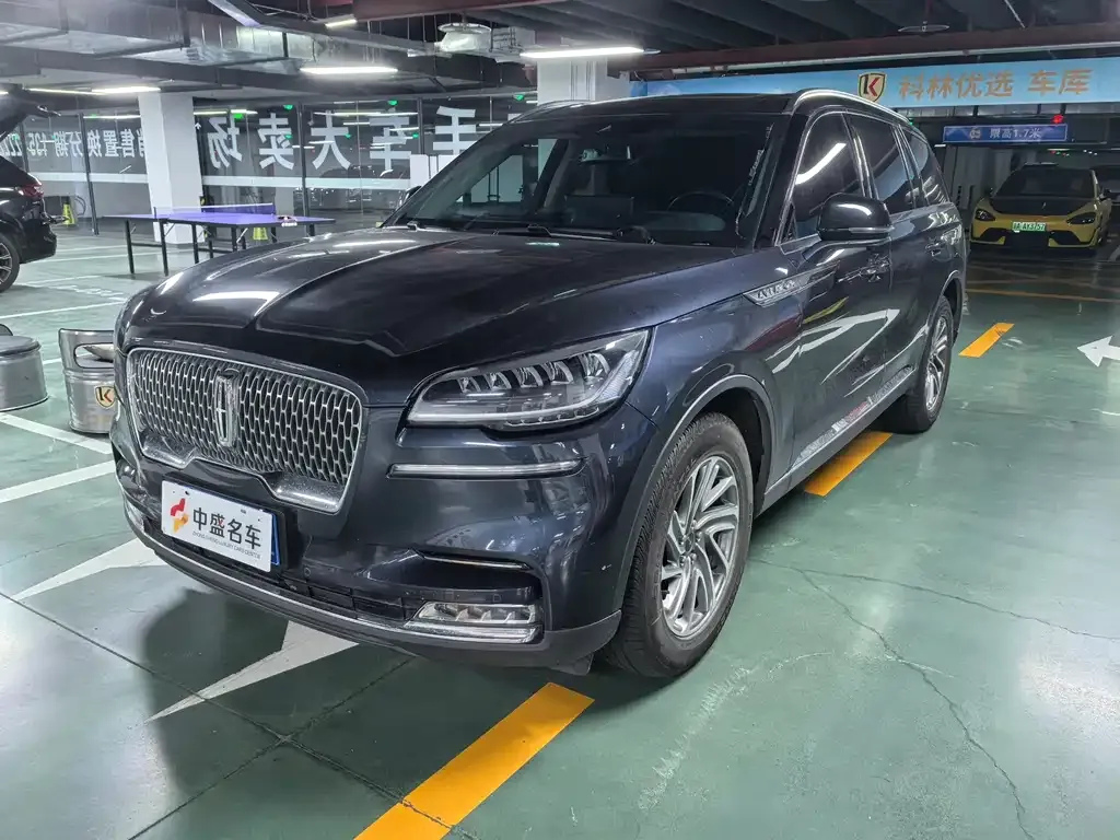 Lincoln Aviator — фото 1