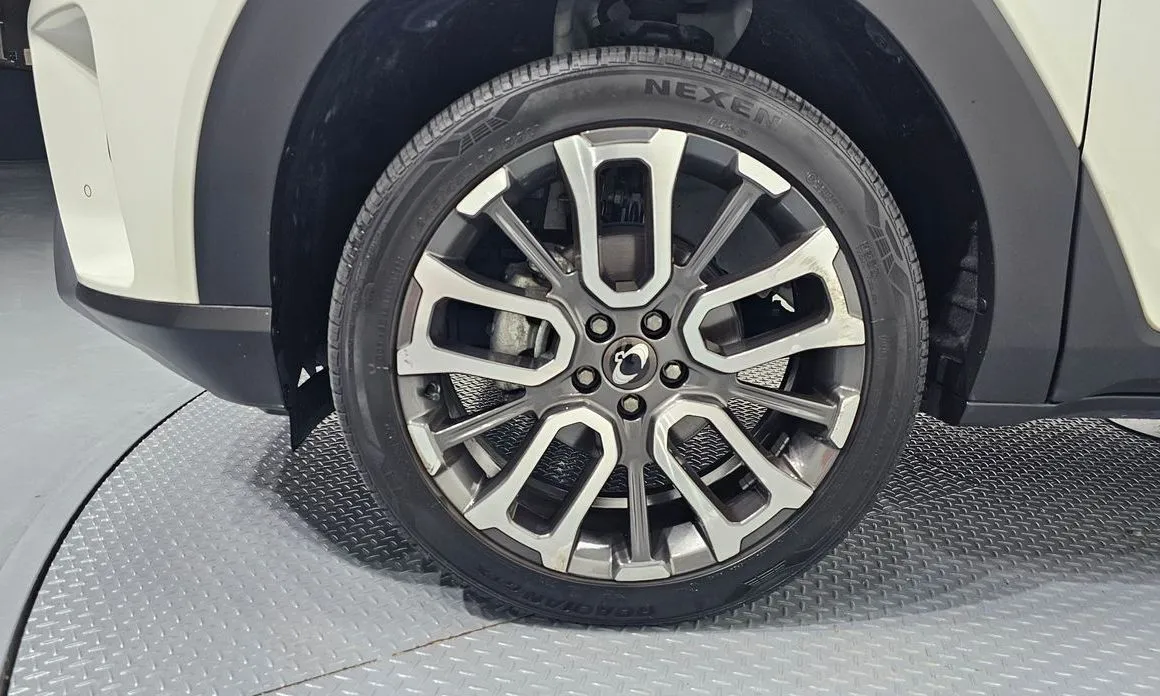 KG Mobility (Ssangyong) Torres — фото 4