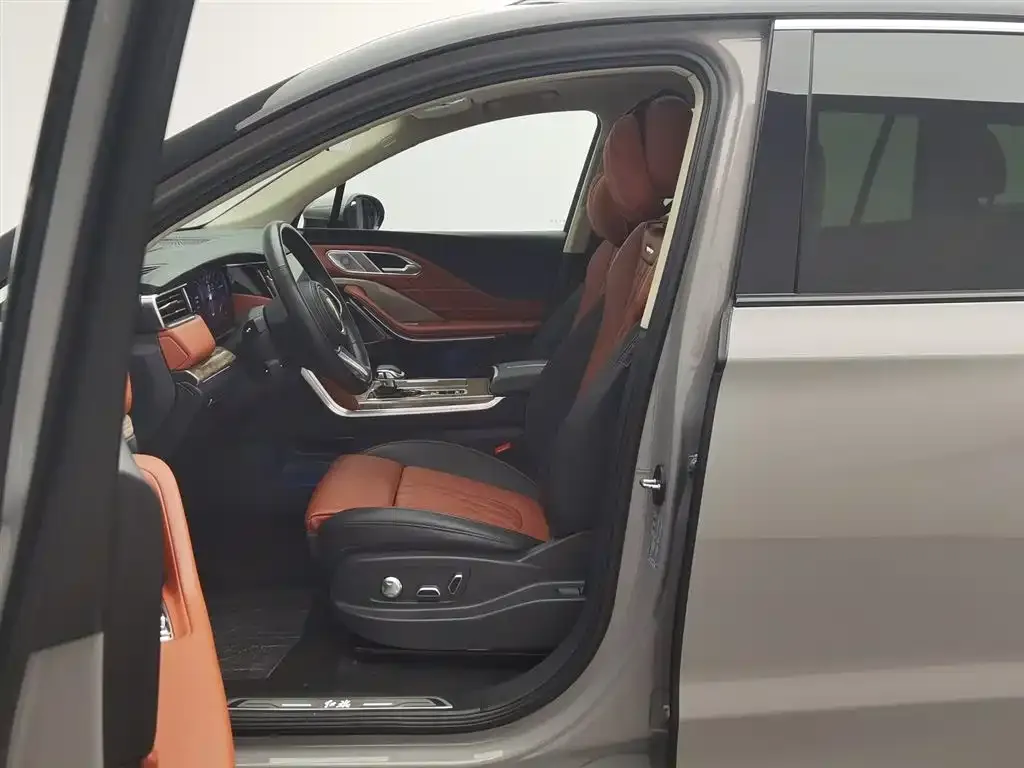 Hongqi HS7 2024 из CN, фото 5