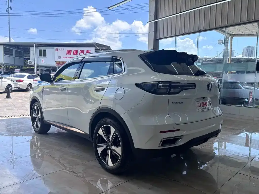 Changan CS55PLUS — фото 3