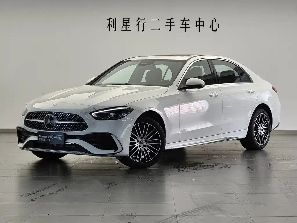 Mercedes-Benz C-Class — фото 1