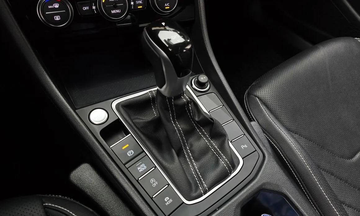 Volkswagen Jetta 2023 из KR, фото 3