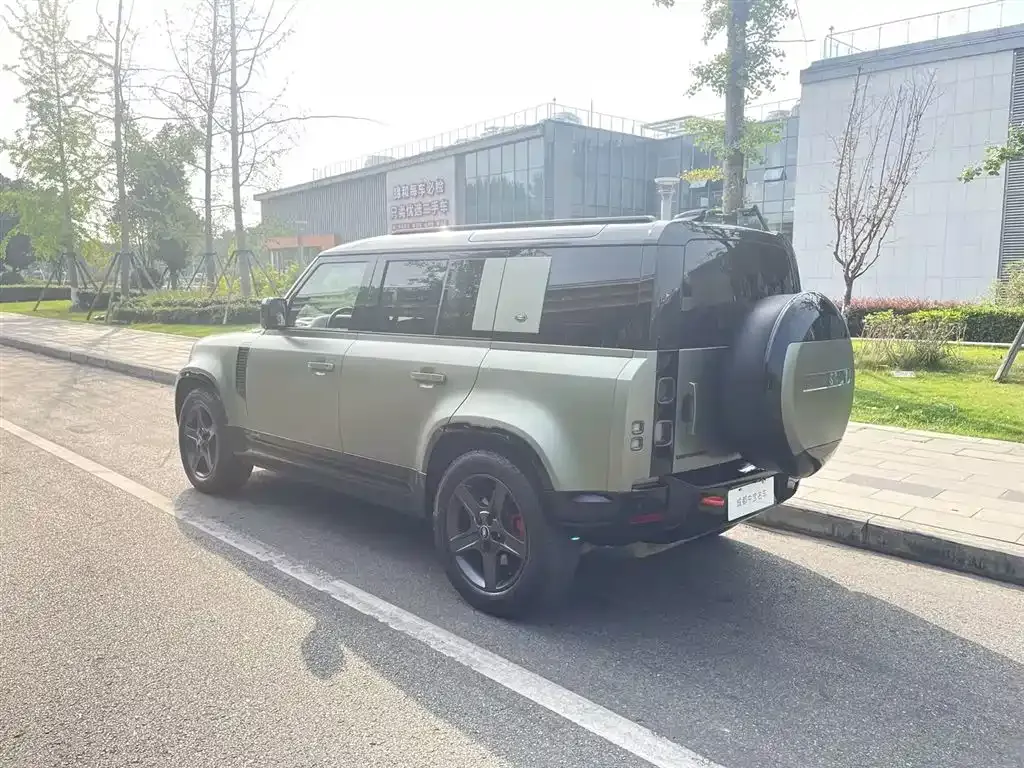 Land Rover Defender — фото 3