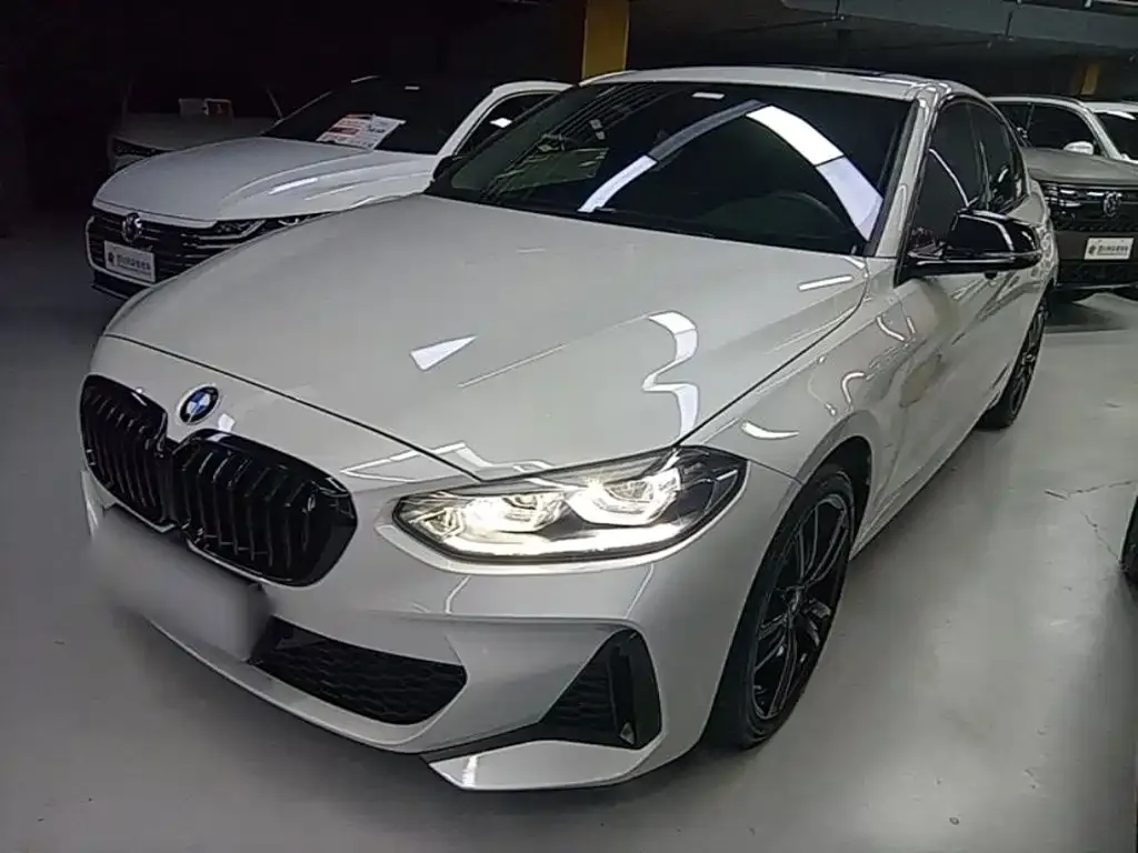 BMW 1 Series — фото 1