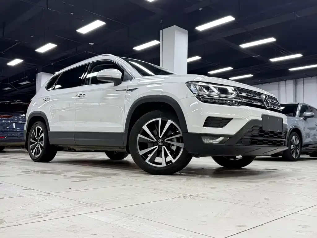 Volkswagen Tharu — фото 8