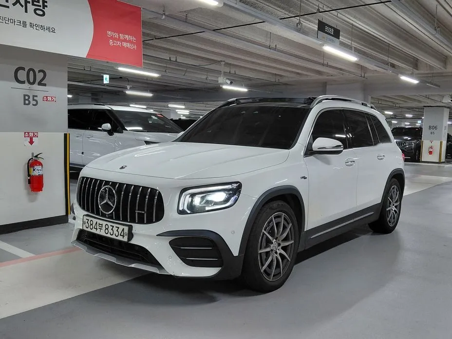 Mercedes-Benz GLB-Class — фото 1