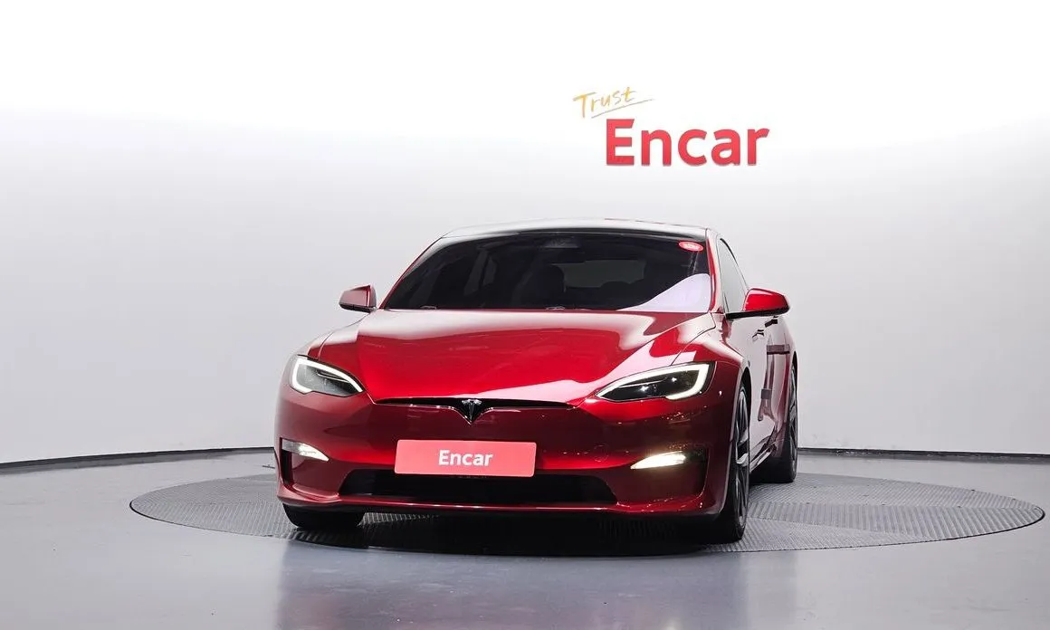 Tesla Model S — фото 4