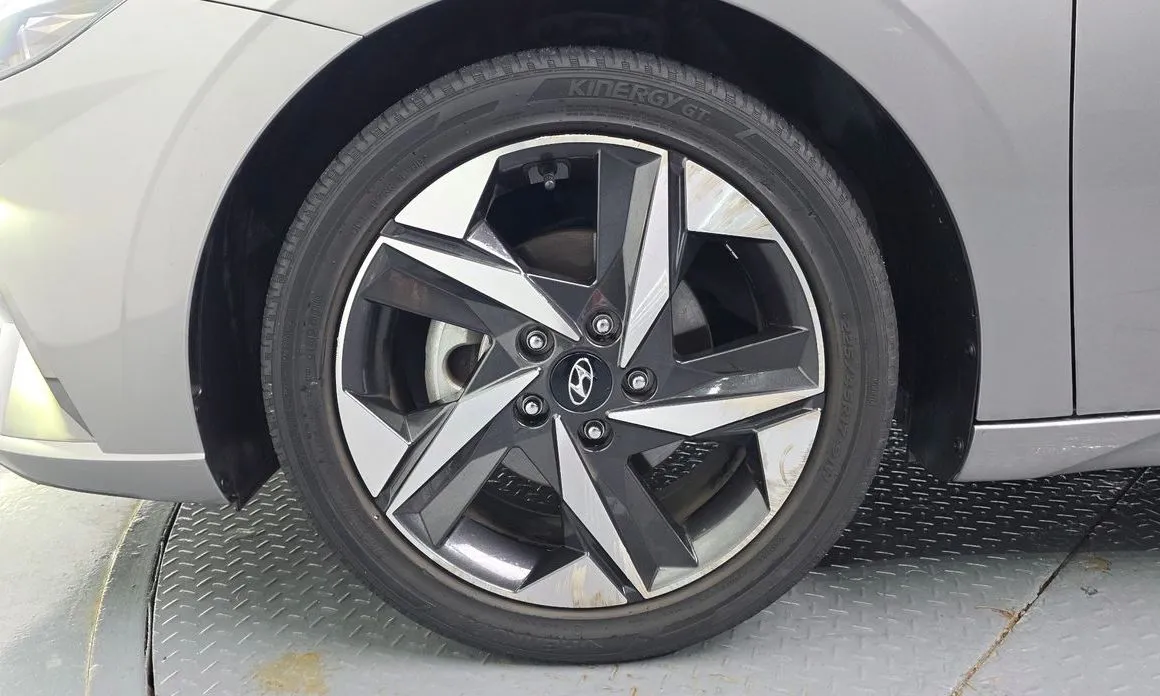 Hyundai AVANTE — фото 6