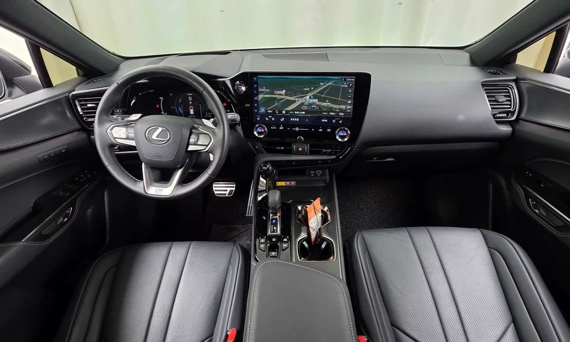 Lexus NX 2025 из KR, фото 4