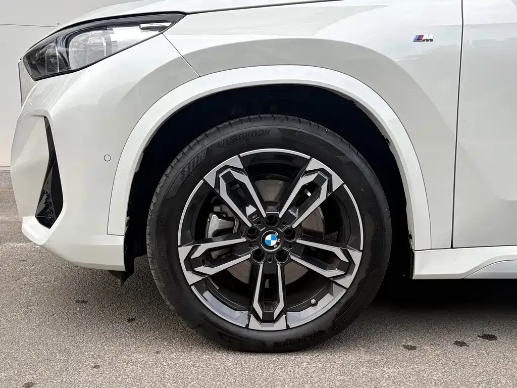 BMW X1 — фото 4
