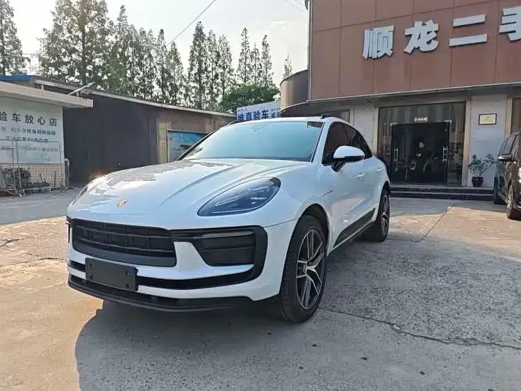 Porsche Macan — фото 1