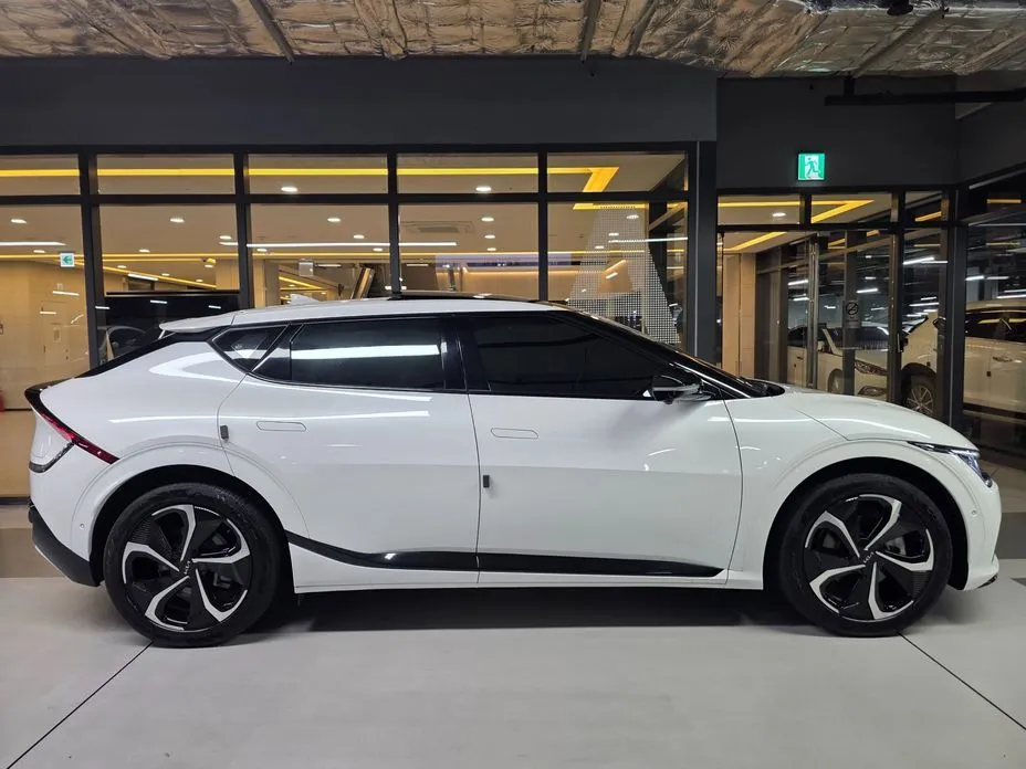 Kia EV6 — фото 7