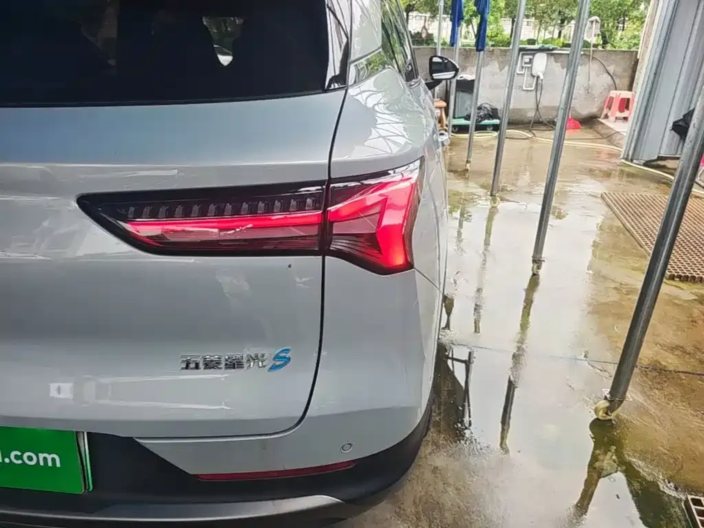 Wuling Xingguang S — фото 4
