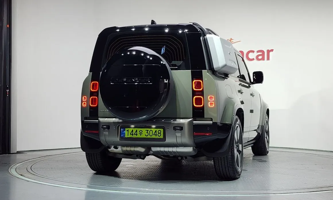 Land Rover Defender — фото 2