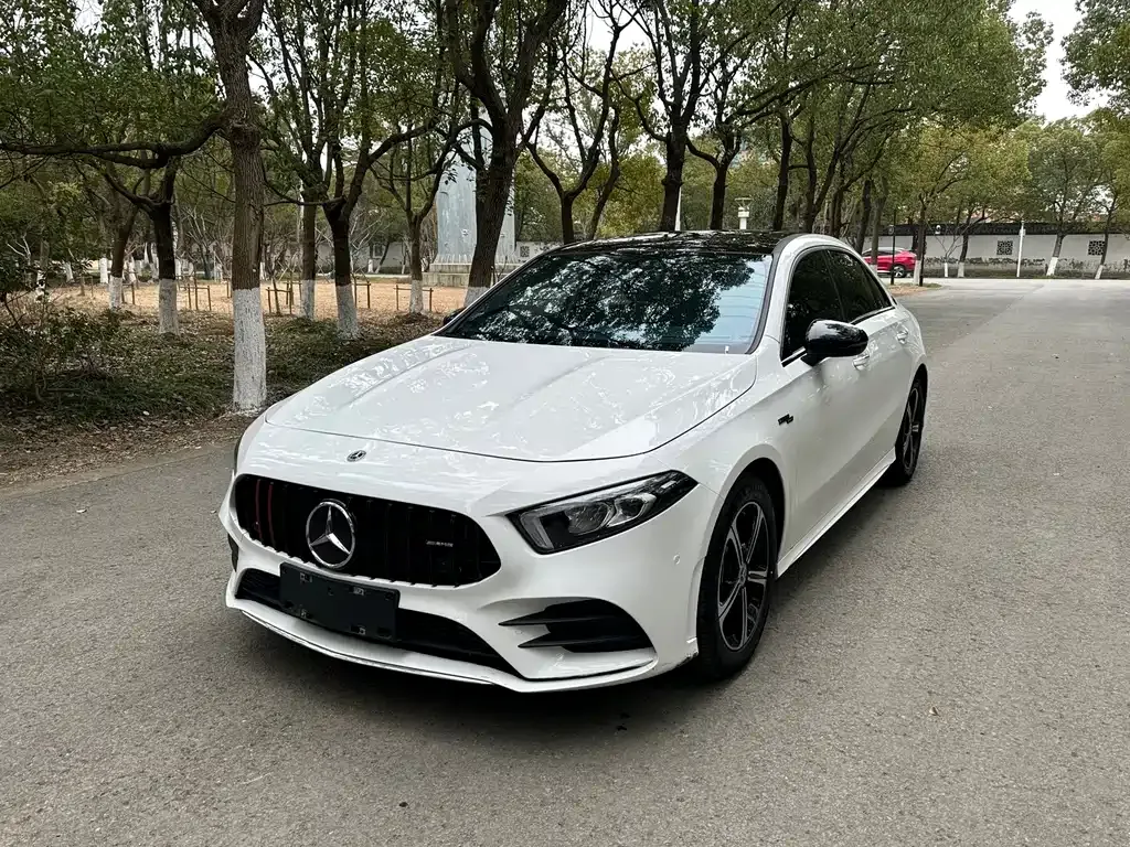 Mercedes-Benz A-Class — фото 1