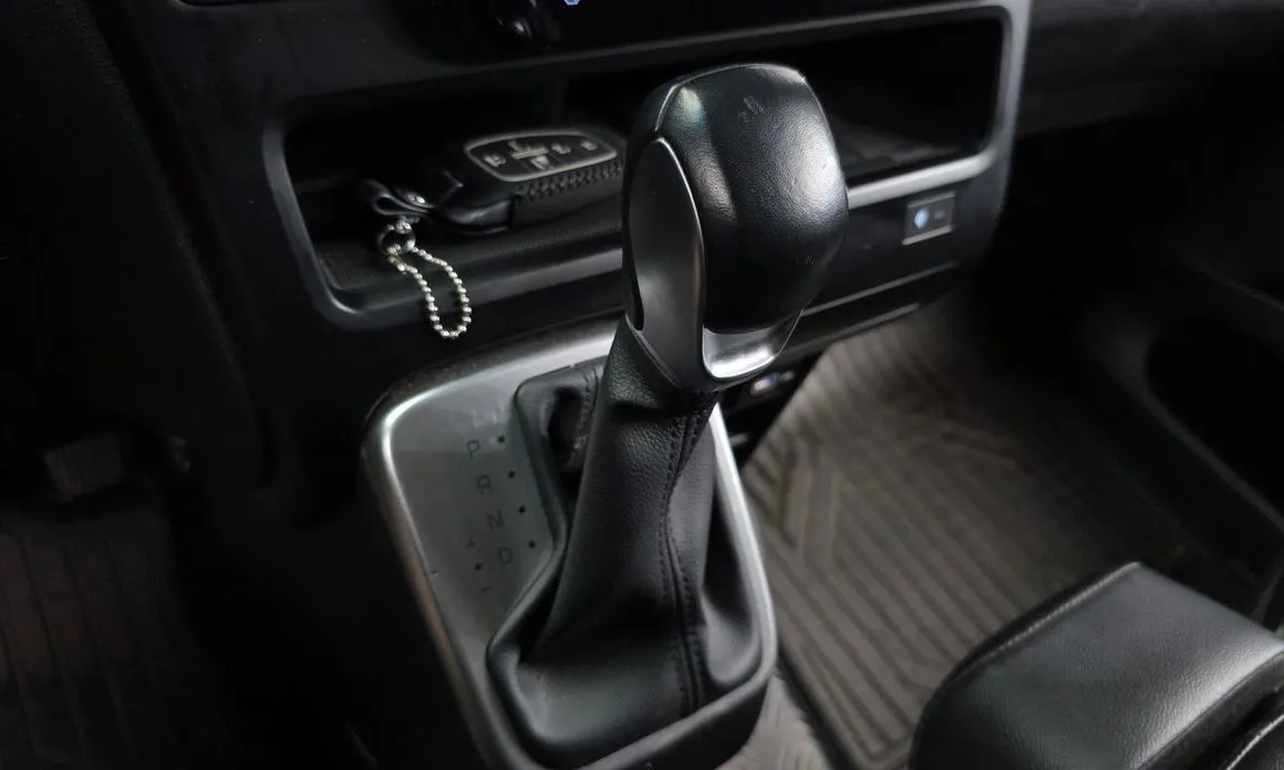 Hyundai Staria — фото 2