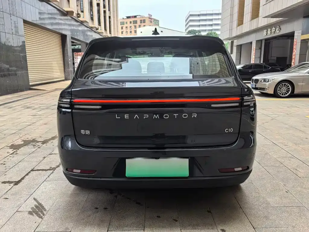 Leapmotor C10 — фото 4