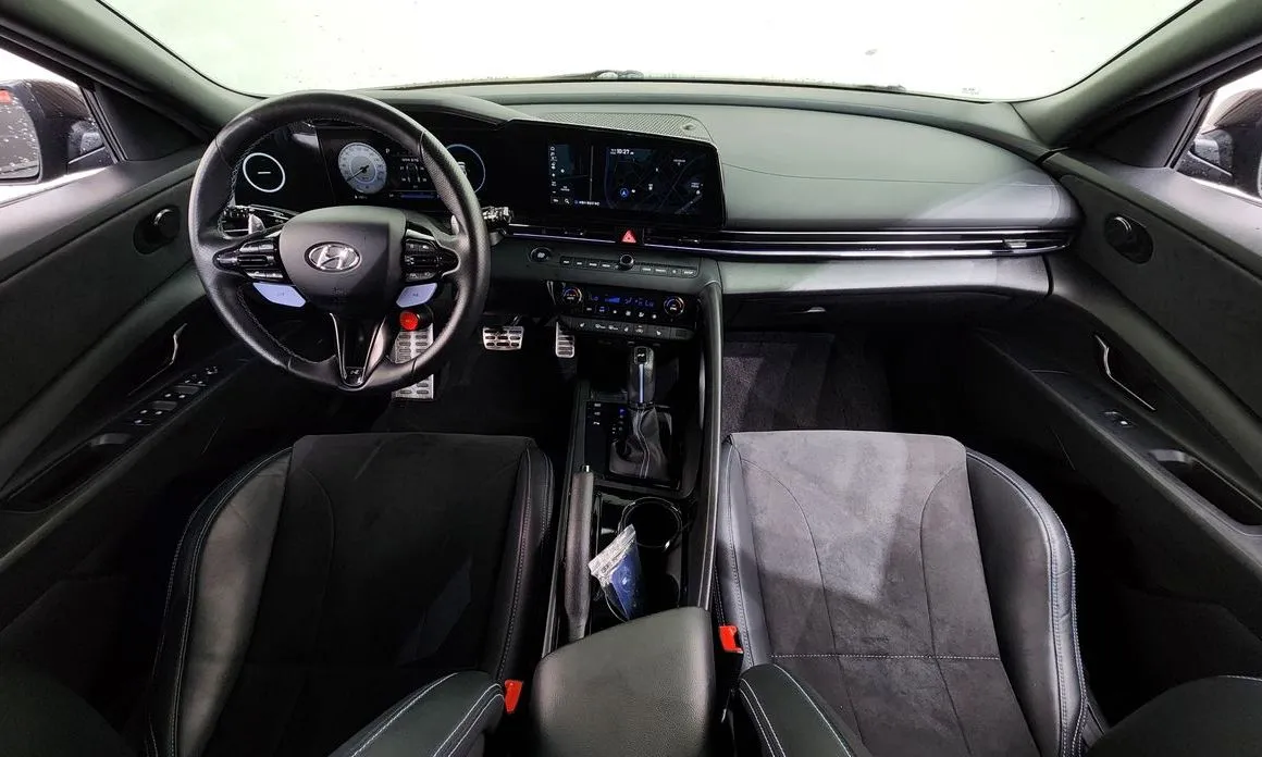 Hyundai AVANTE — фото 9
