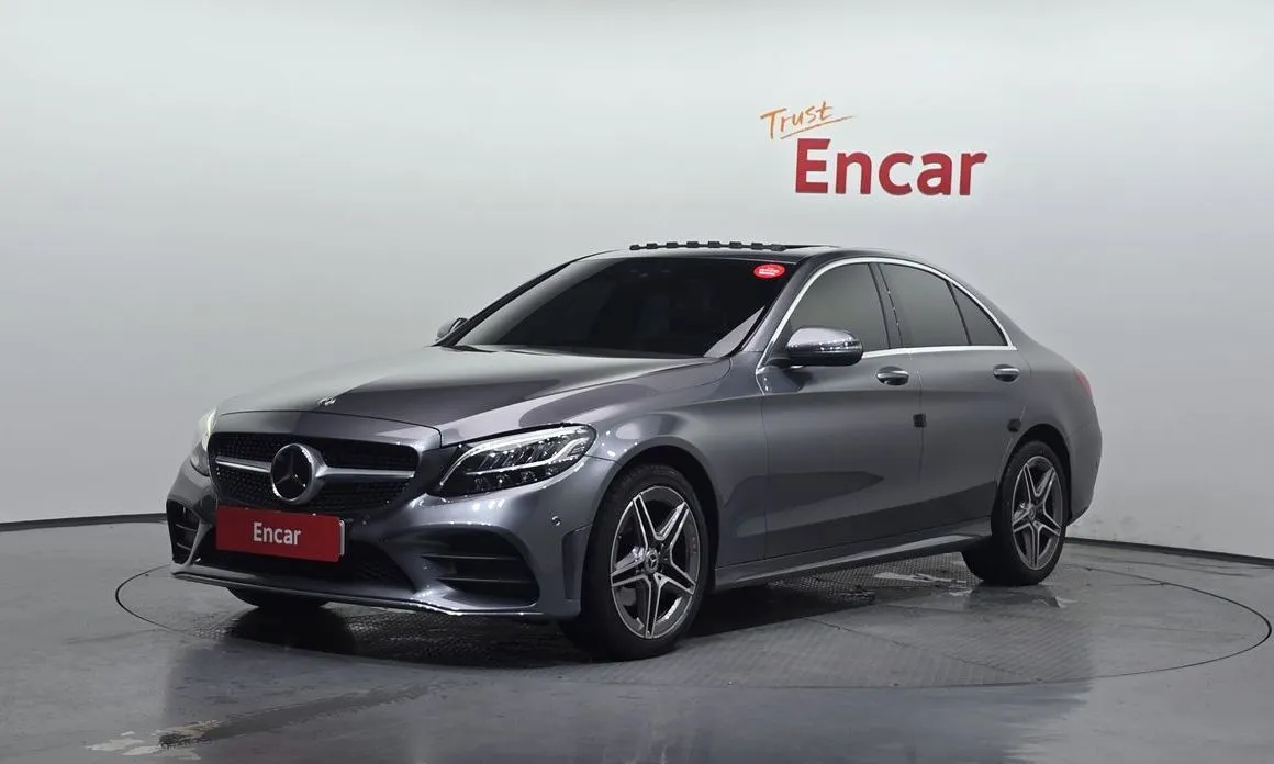 Mercedes-Benz C-Class — фото 1