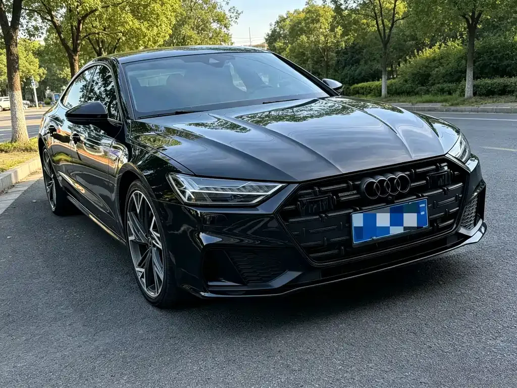 Audi A7L — фото 10