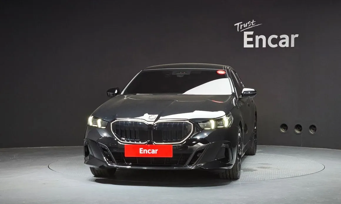 BMW 5-Series 2026 из KR, фото 2