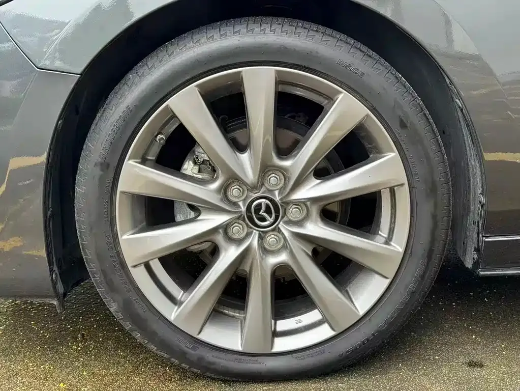 Mazda 3 Axela — фото 10