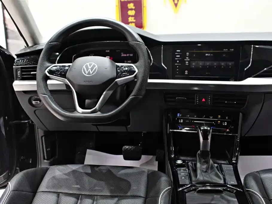 Volkswagen Passat — фото 9